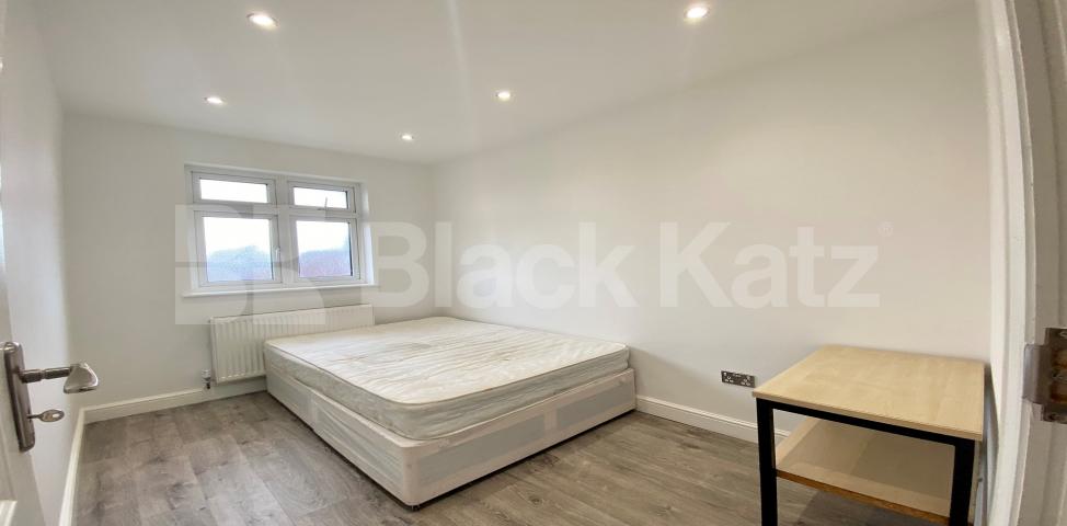 			LET   , 4 Bedroom, 2 bath, 2 reception Semi-Detached House			 Ringmore Rise, Dulwich / Honor Oak / Forest Hill Borders.